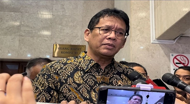 Hoaks: Purbaya Tidak Usulkan Gaji Guru Setara DPR, Bikin Heboh!