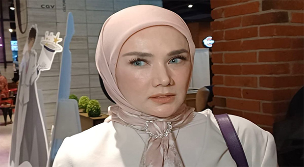 Mulan Jameela Buka Suara Soal Tuduhan Rendahkan Guru, Tegaskan Hoax